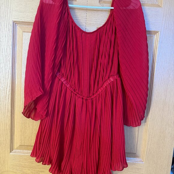 Red Romper - Picture 2 of 3